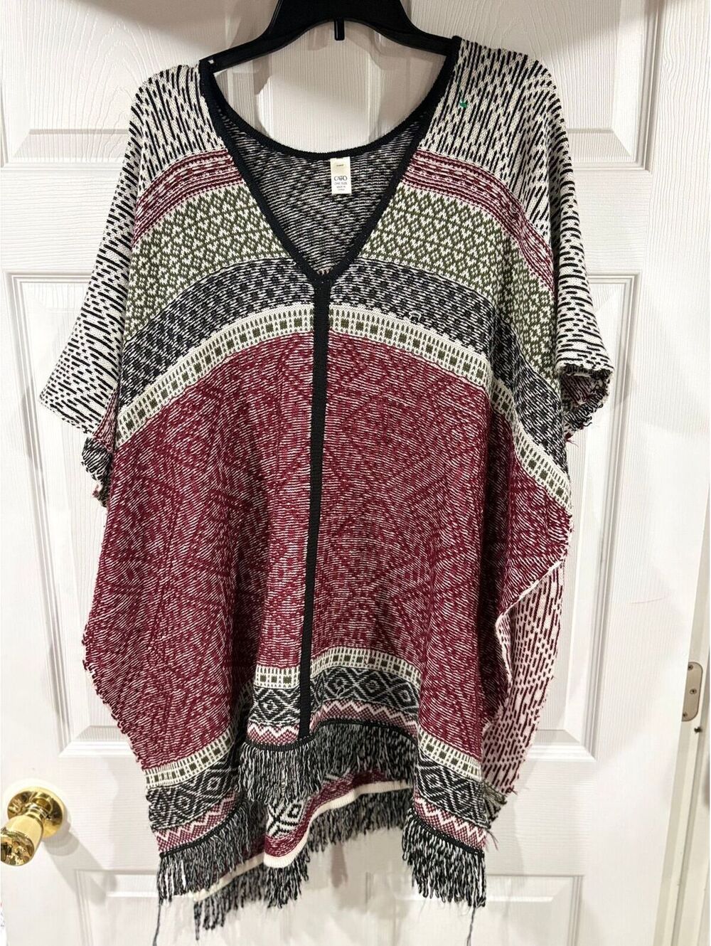 #238 Cato Ponch one size